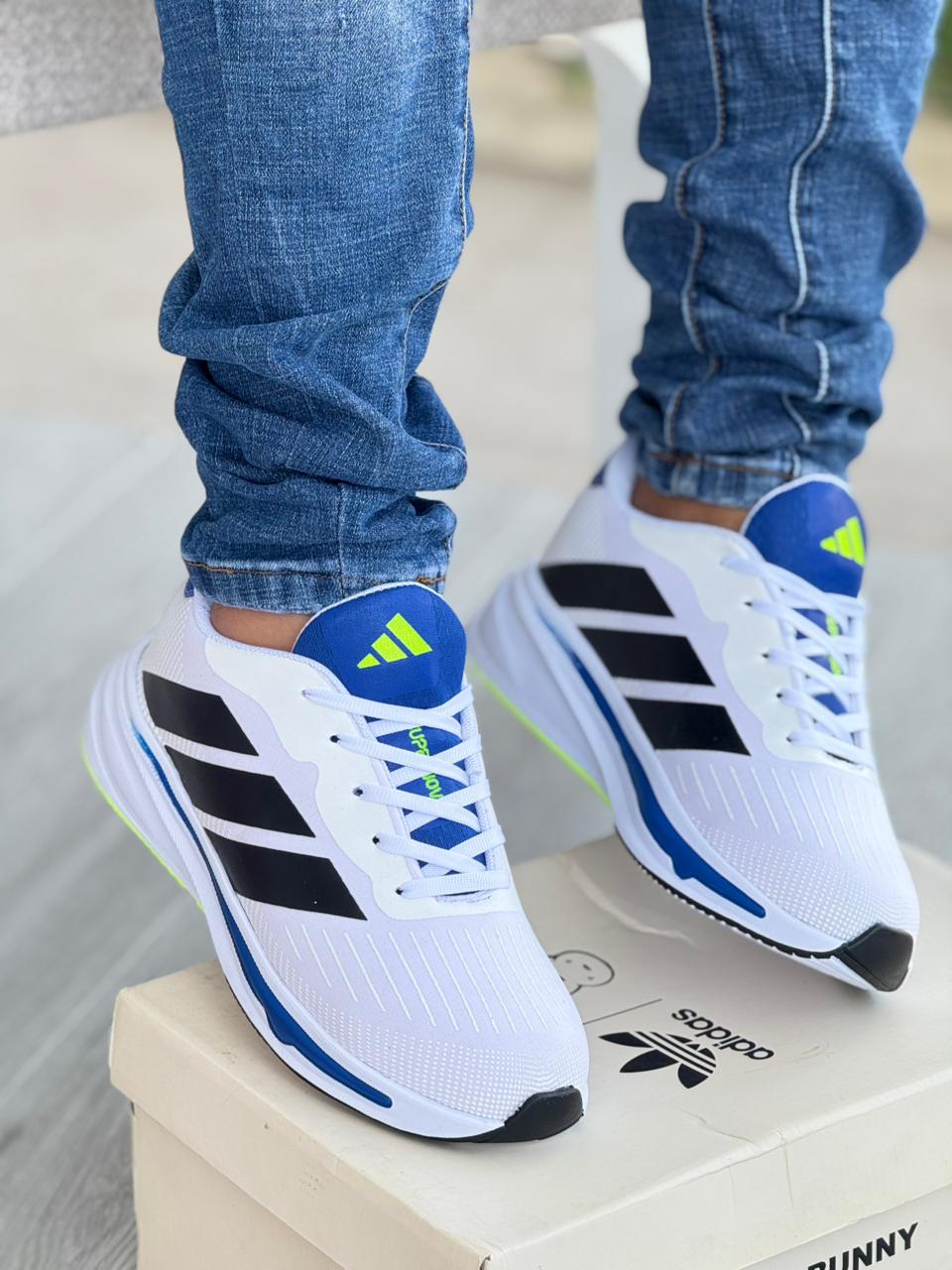 CAMPAÑA AD RUNNER TIK