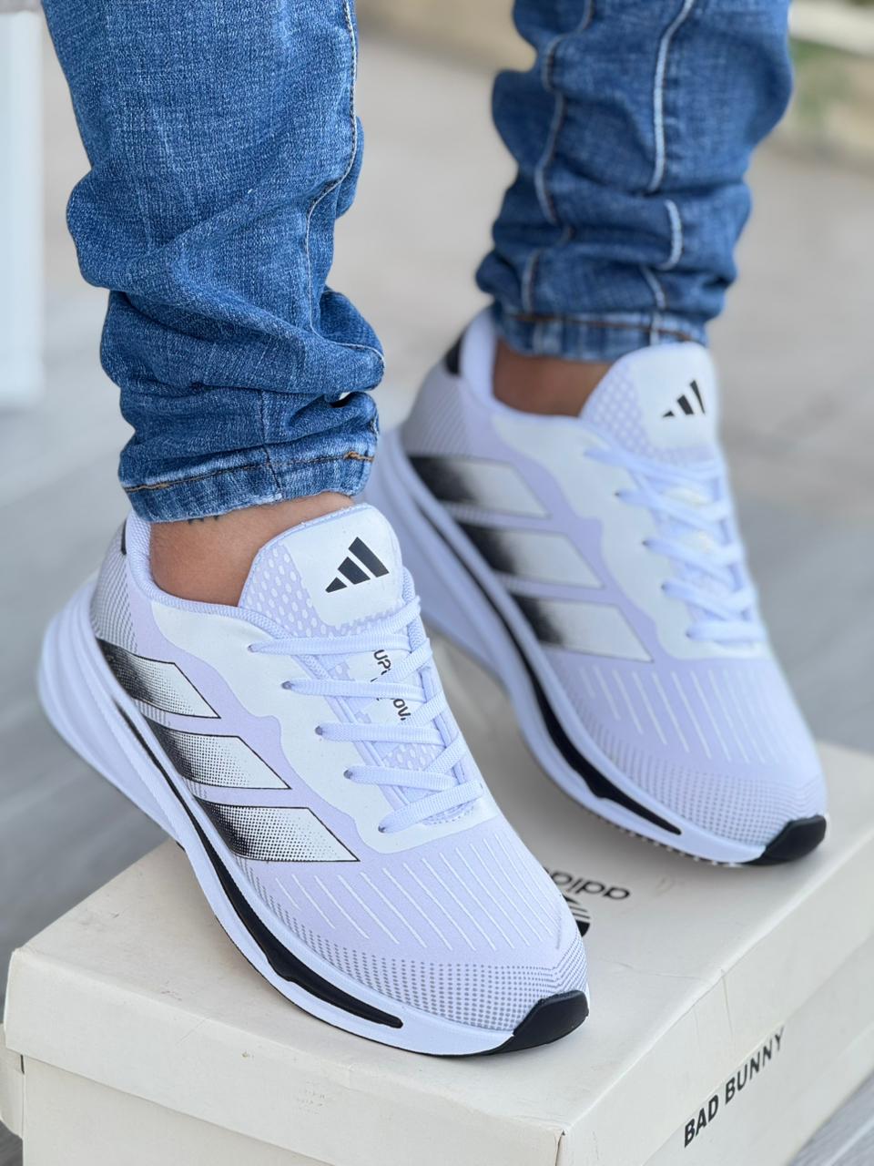 CAMPAÑA AD RUNNER TIK